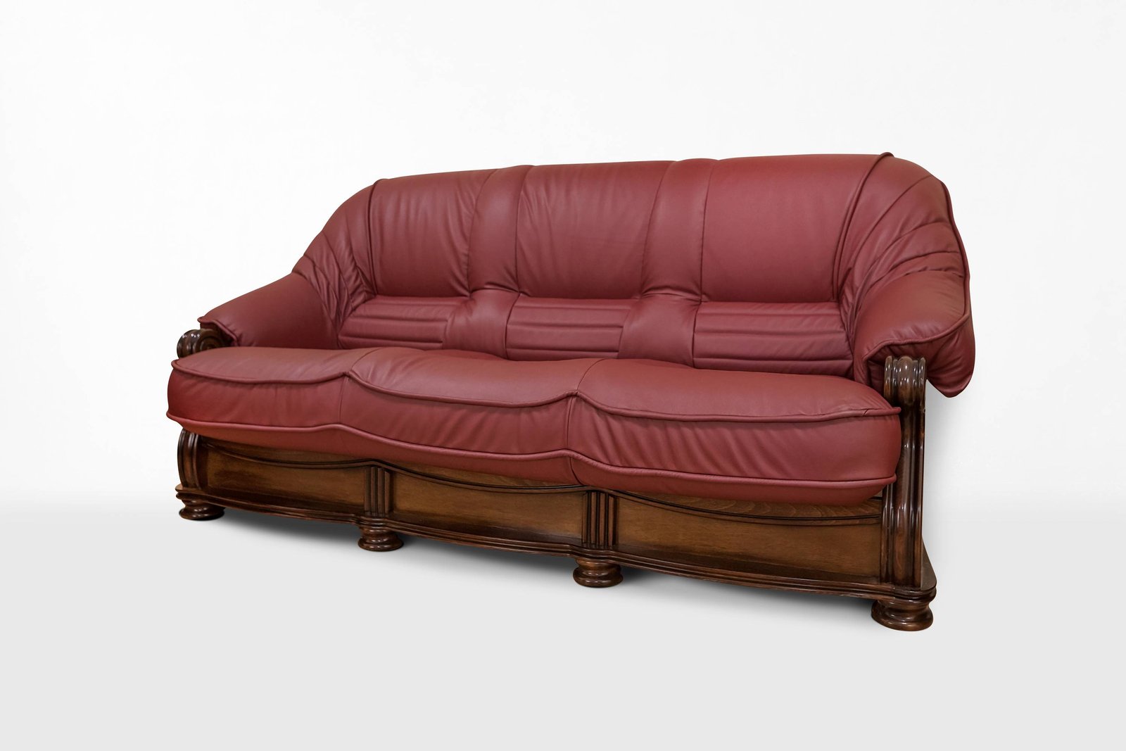 Set Canapea Piele Naturala clasica cu lemn masiv - 
 CASTELARII  (2)